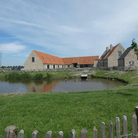 vakantiehoeve 't Goed ter Leeuwen De Haan Buitenkant foto