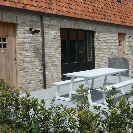 vakantiehoeve 't Goed ter Leeuwen De Haan Buitenkant foto